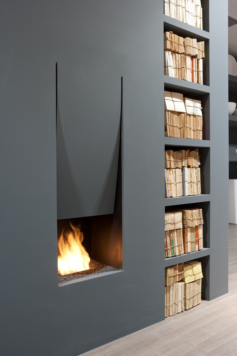 קמין מעוצב לסלון